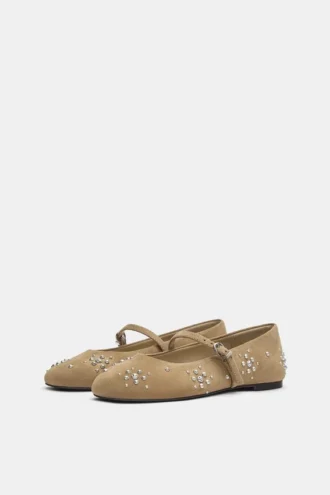 Ballerines cloutées