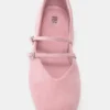 Ballerines à lanières en cuir Ballerines à lanières en cuir