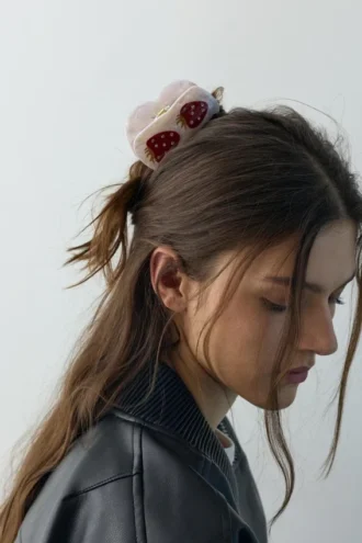 Barrette en forme de fraise