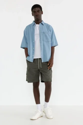 Bermuda cargo shorts