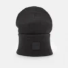 Bonnet Bonnet