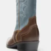 Bottes de cowboy en cuir Montserrat Messeguer Bottes de cowboy en cuir Montserrat Messeguer