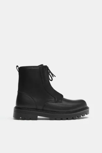 Bottes en cuir à lacets