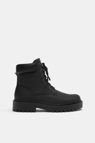 Bottes à lacets STWD