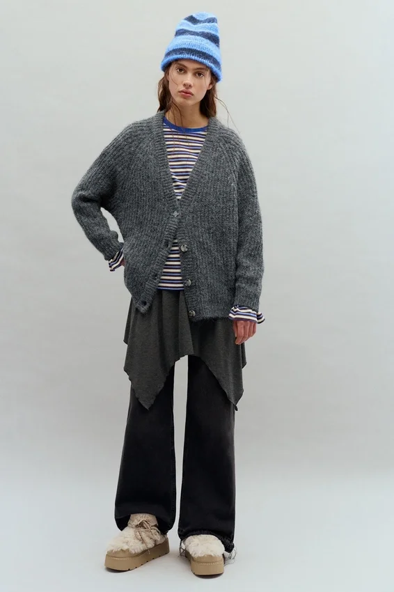 Bottes plates en fausse fourrure Bottes plates en fausse fourrure