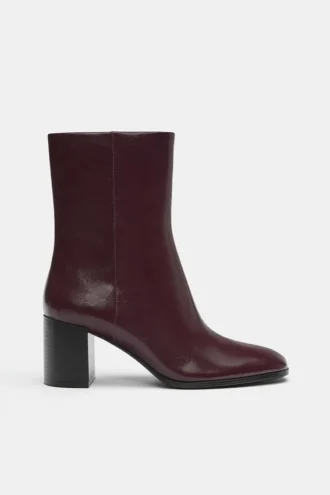 Bottes à talons hauts