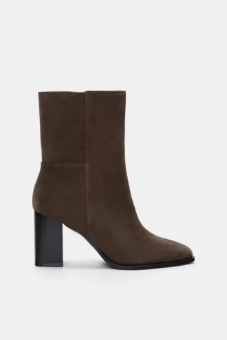 Bottes à talons hauts en cuir