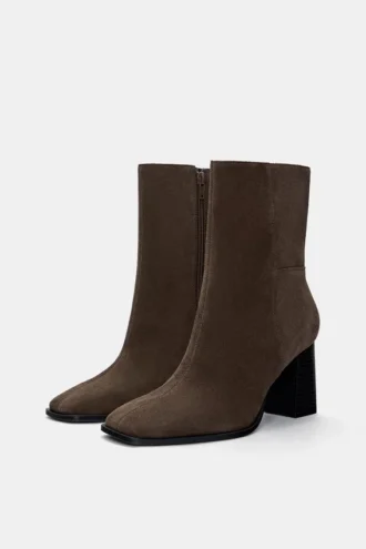 Bottes à talons hauts en cuir
