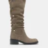 Bottes à talons hauts en cuir cloutées Bottes à talons hauts en cuir cloutées