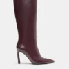 Bottes à talons hauts montant jusqu’aux genoux Bottes à talons hauts montant jusqu’aux genoux