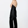 Camisole asymétrique en dentelle