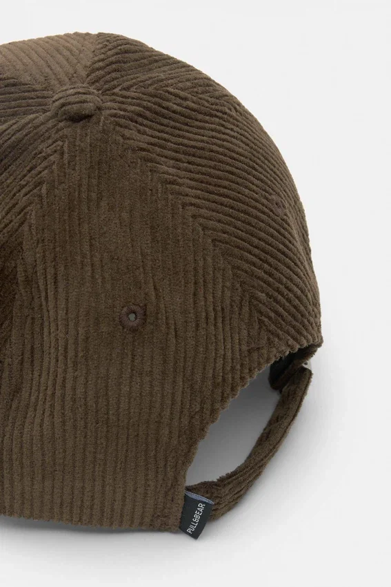 Casquette en velours côtelé marron Casquette en velours côtelé marron