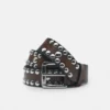 Ceinture cloutée en simili cuir Ceinture cloutée en simili cuir