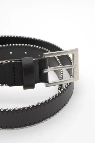 Ceinture en simili cuir avec bords métalliques