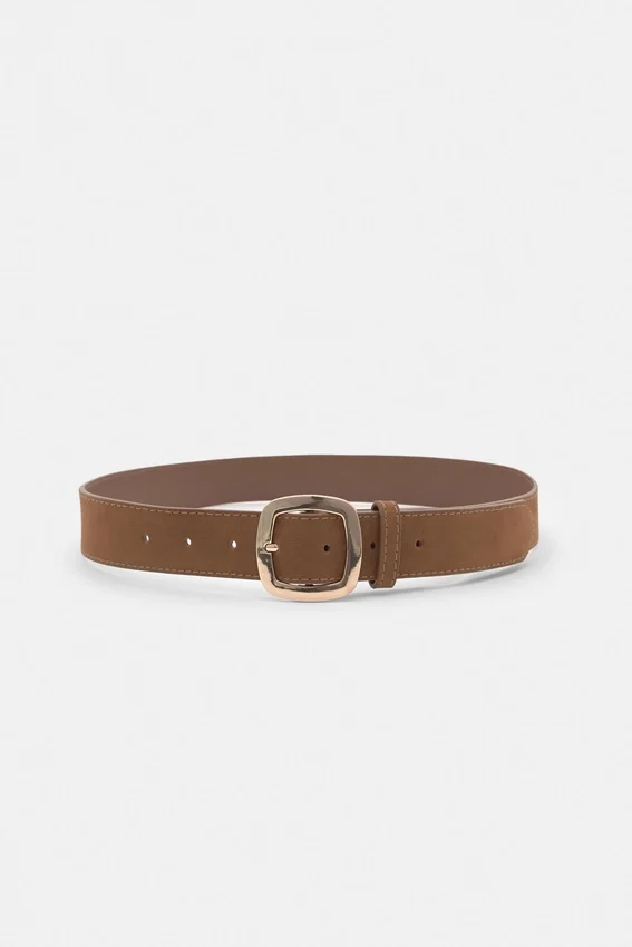 Ceinture en simili-suède avec boucle arrondie Ceinture en simili-suède avec boucle arrondie