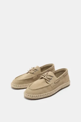 Chaussures bateau en cuir et jute