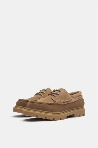 Chaussures bateau en cuir à semelle épaisse