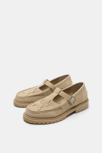 Chaussures en cuir avec boucle Chaussures en cuir avec boucle