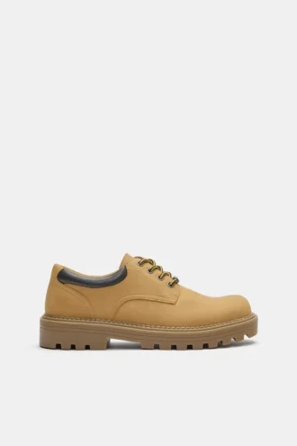 Chaussures à lacets STWD