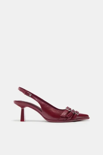 Chaussures à talons avec boucles