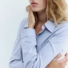 Chemise ajustée en popeline avec pinces