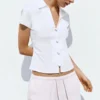 Chemise ajustée à manches courtes