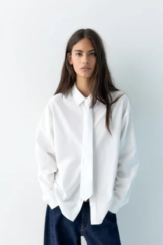 Chemise en popeline avec cravate
