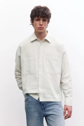 Chemise à manches longues avec poches