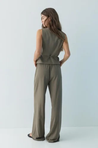 Gilets en mélange de lin rustique Gilets en mélange de lin rustique