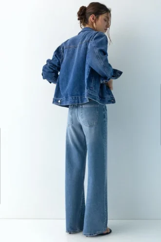 Jean baggy à coupe droite avec strass