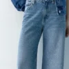 Jean baggy à coupe droite avec strass