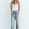 Jean droit taille basse Jean droit taille basse