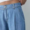 Jean à jambes larges avec cordon de serrage Jean à jambes larges avec cordon de serrage