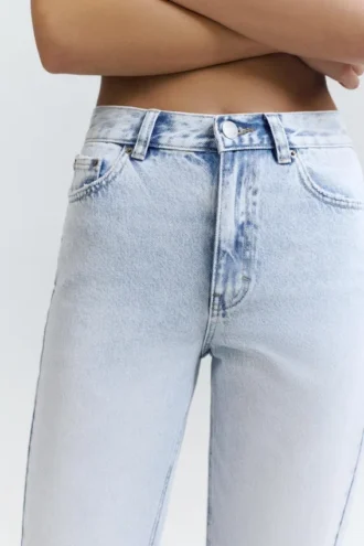 Jean mom taille haute
