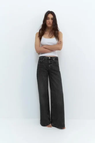 Jean taille basse à jambes larges