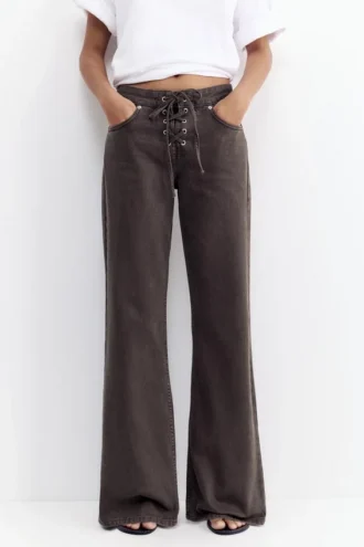 Jean taille basse style corsaire Jean taille basse style corsaire