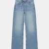 Jean taille basse style corsaire