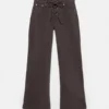 Jean taille basse style corsaire Jean taille basse style corsaire
