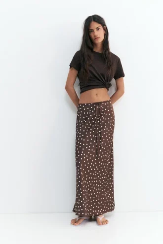 Jupe midi en satin