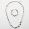 Lot colliers et bracelet Lot colliers et bracelet