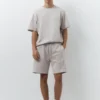 Lot comprenant un short de jogging et un T-shirt
