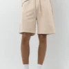 Lot comprenant un short de jogging et un T-shirt Lot comprenant un short de jogging et un T-shirt