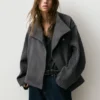 Manteau court à texture feutrée