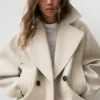 Manteau court à texture feutrée