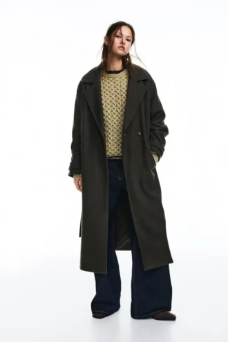 Manteau long à ceinture, texture feutrée