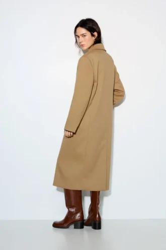 Manteau long couleur camel