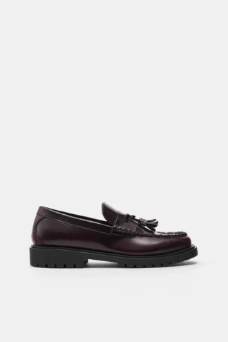 Mocassins à pompons