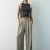 Pantalon ajusté à pinces Pantalon ajusté à pinces