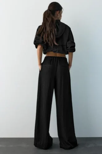 Pantalon ajusté à pinces