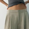 Pantalon ajusté à pinces Pantalon ajusté à pinces